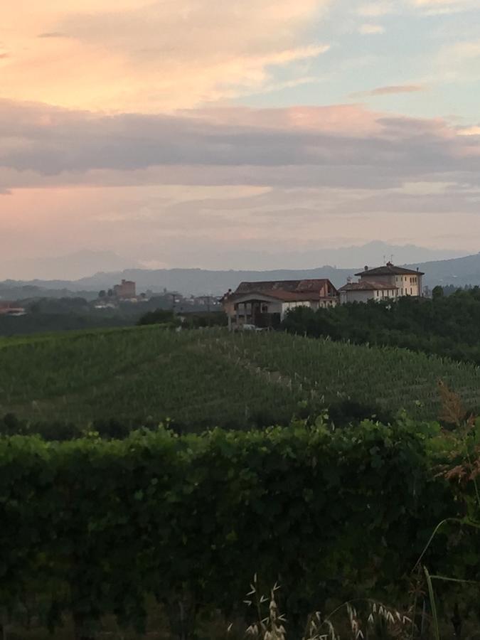 Cascina Baresane Bed & Breakfast Alba  Ngoại thất bức ảnh