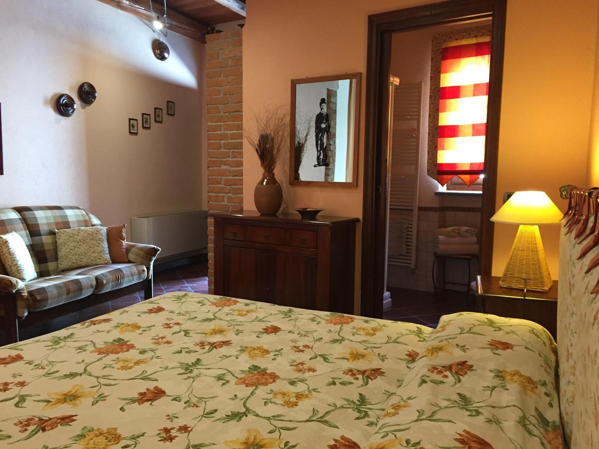 Cascina Baresane Bed & Breakfast Alba  Ngoại thất bức ảnh